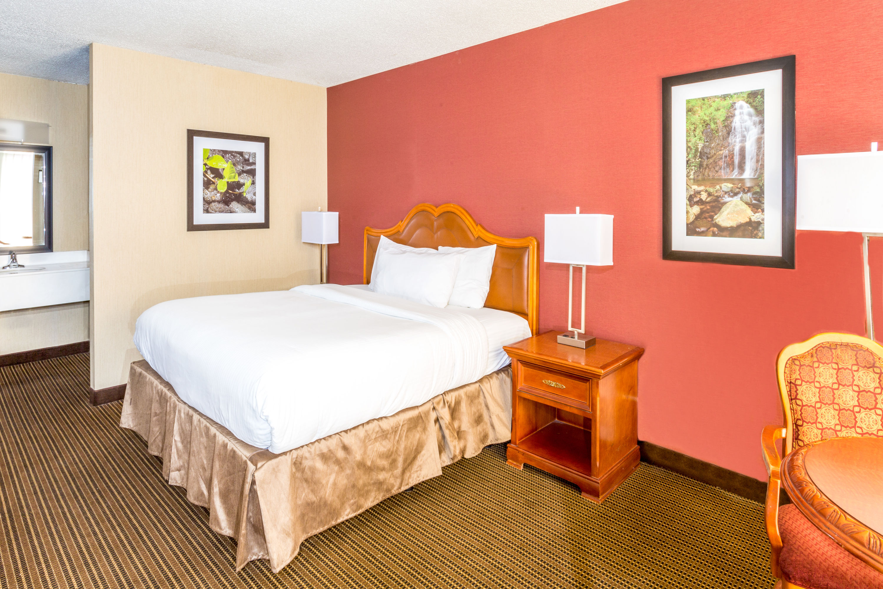 Ramada By Wyndham Salt Lake City North Temple Salt Lake