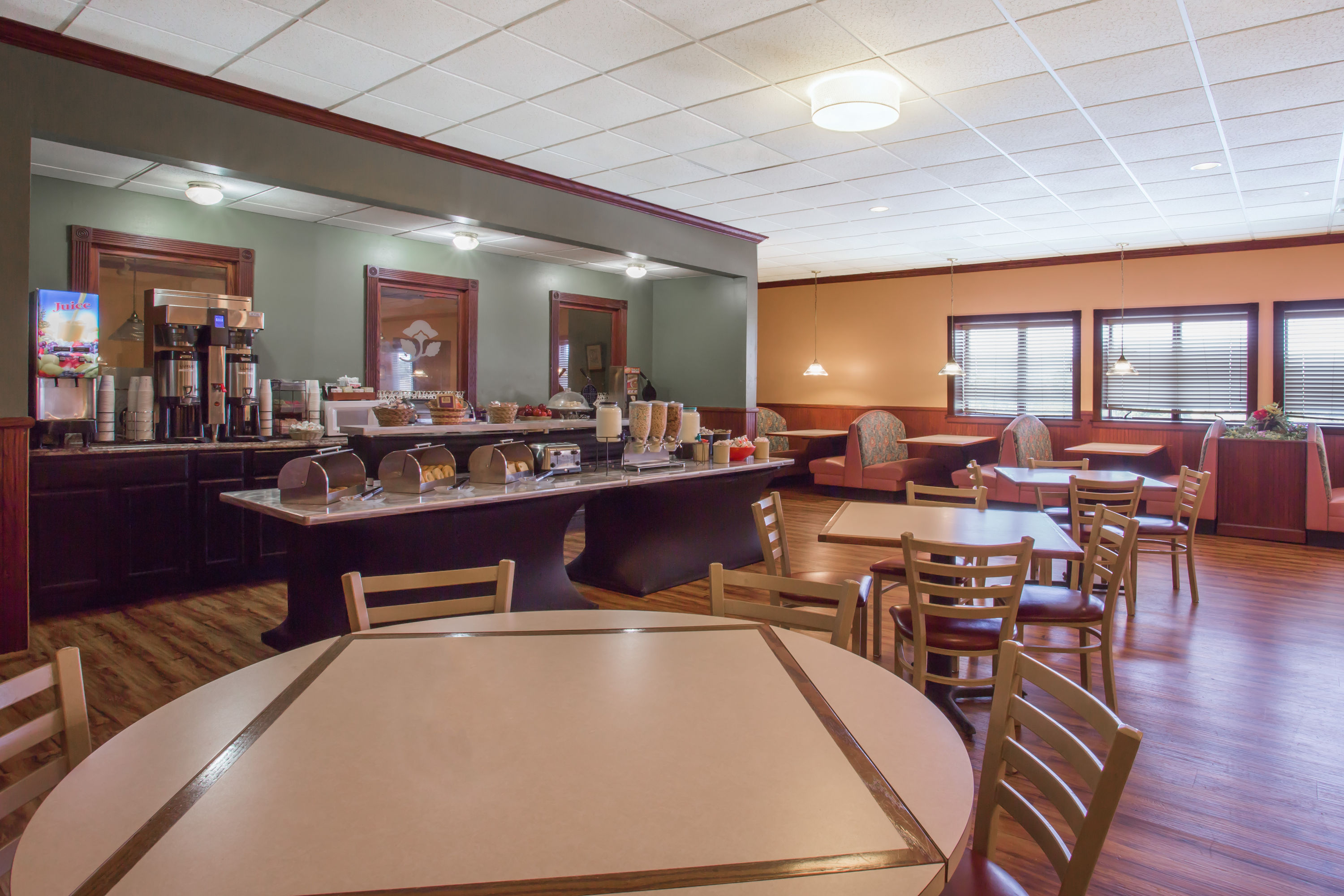 Free breakfast at Ramada by Wyndham Wytheville in Wytheville, Virginia