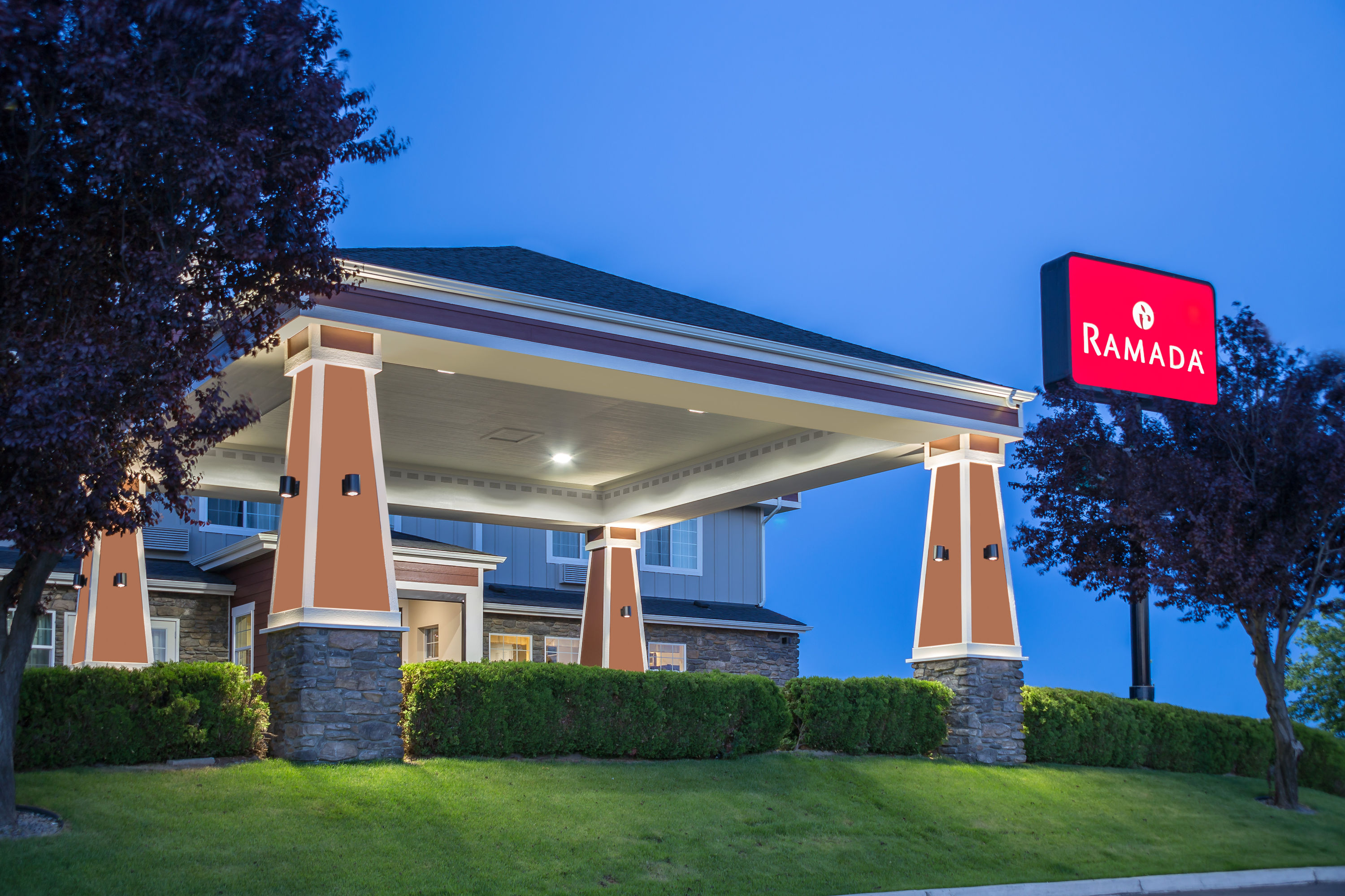 Ramada By Wyndham Moses Lake Moses Lake Wa Hotels