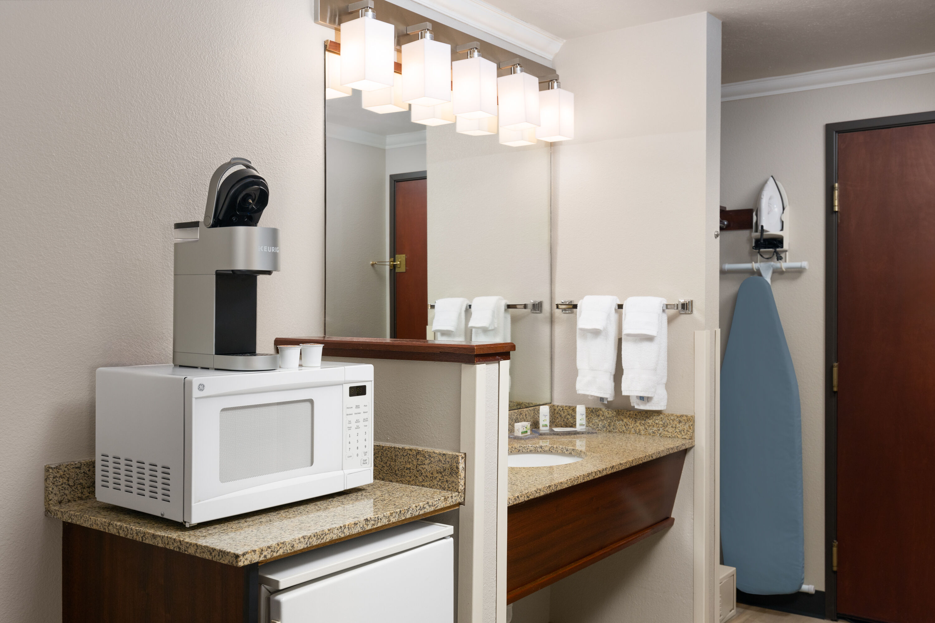 Guest room at the Ramada by Wyndham Moses Lake in Moses Lake, Washington