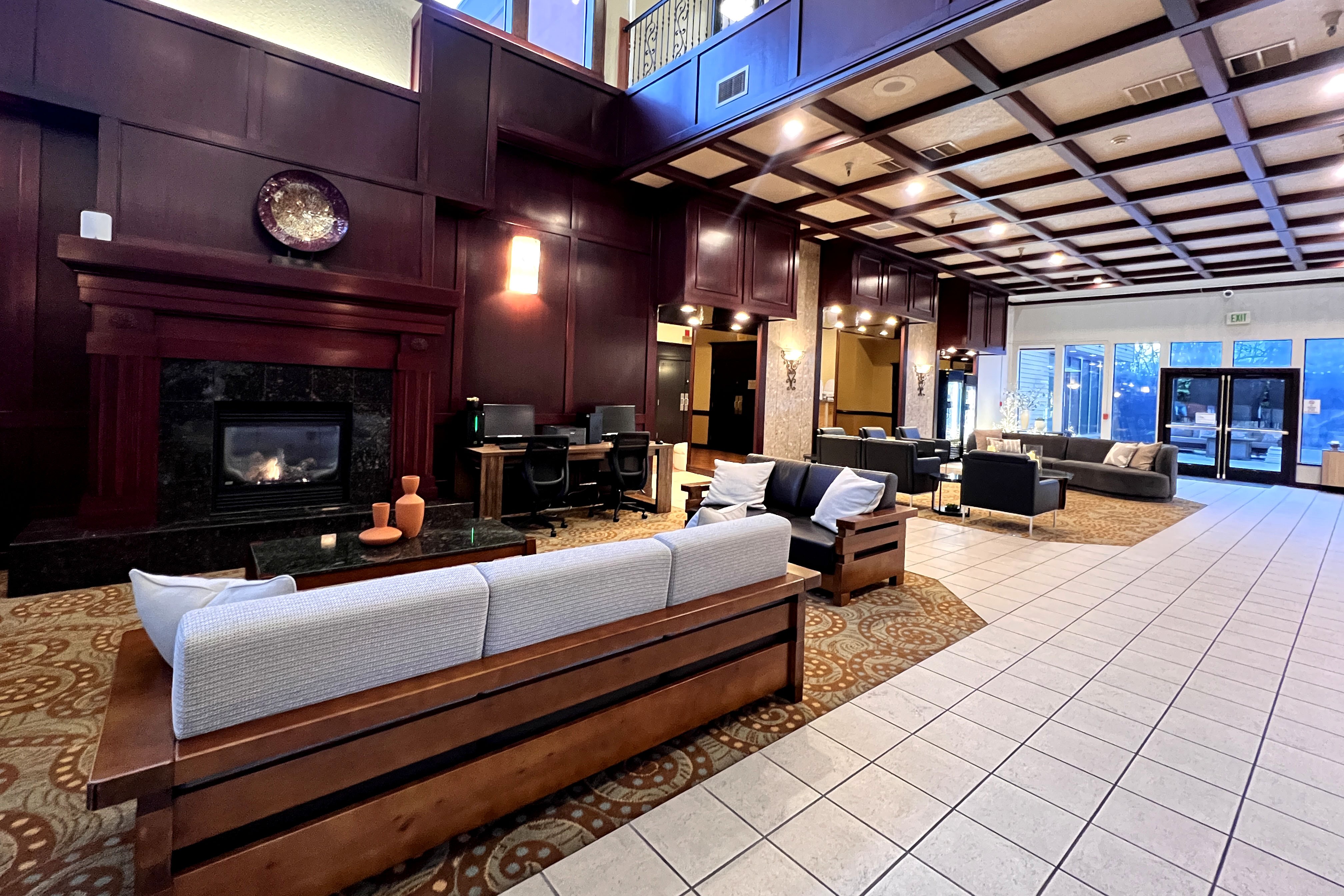 Exterior of Ramada by Wyndham Tukwila Southcenter hotel in Tukwila, Washington