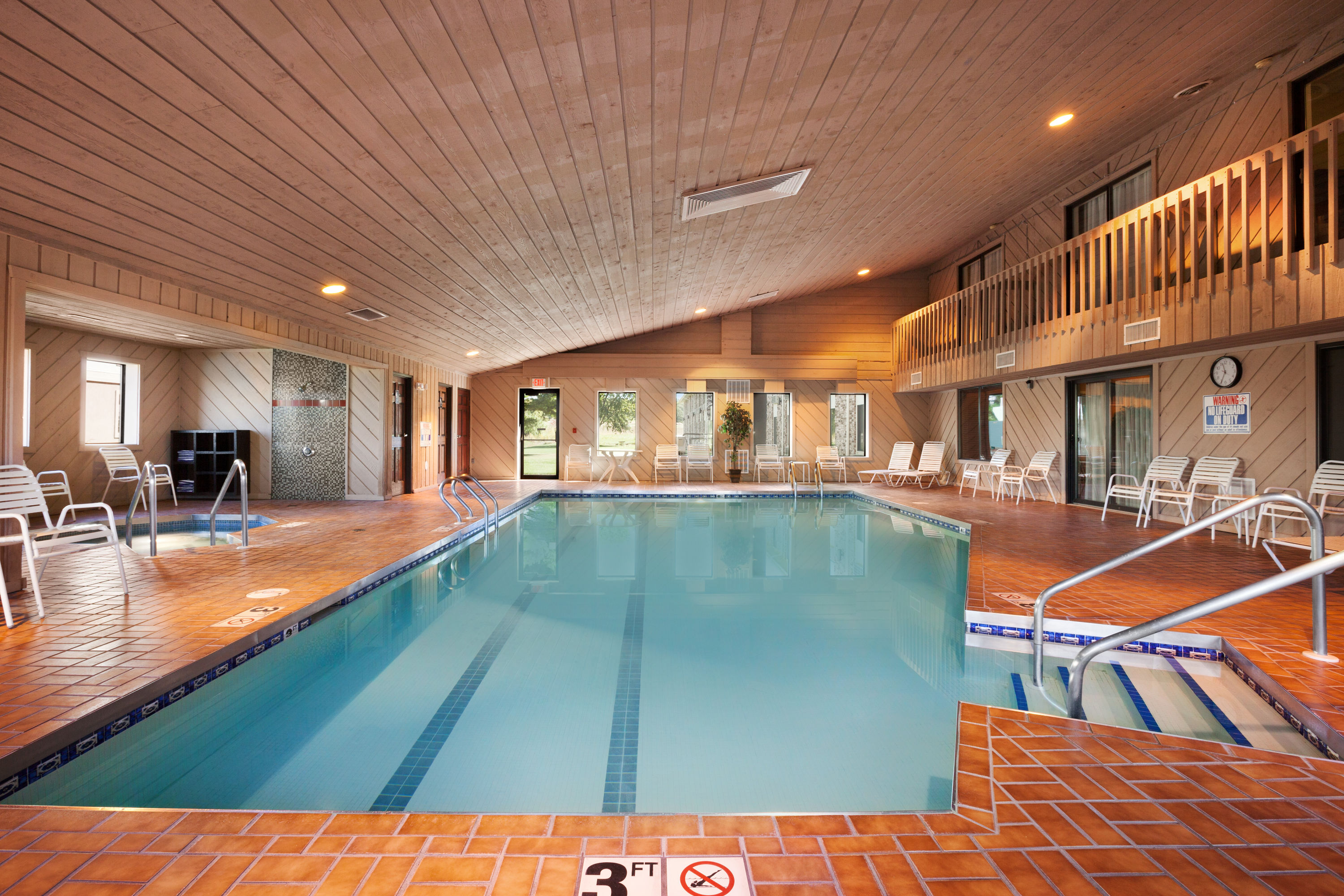 Ramada by Wyndham Wisconsin Dells | Wisconsin Dells, WI Hotels