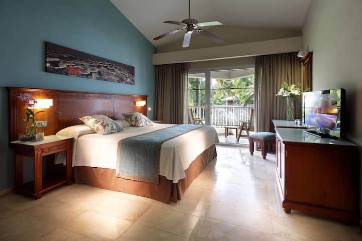 Grand Palladium Select Bavaro, All Inclusive Resort & Spa suite in Punta Cana, Other than US/Canada