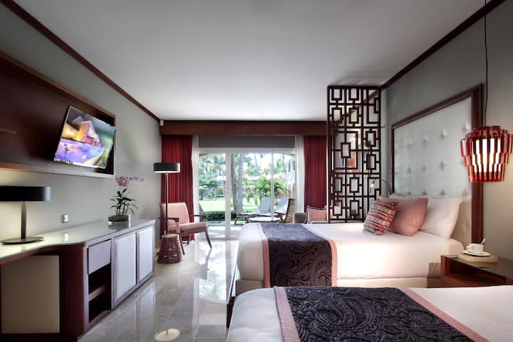 Guest room at the Grand Palladium Select Bavaro, All Inclusive Resort & Spa in Punta Cana, Other than US/Canada
