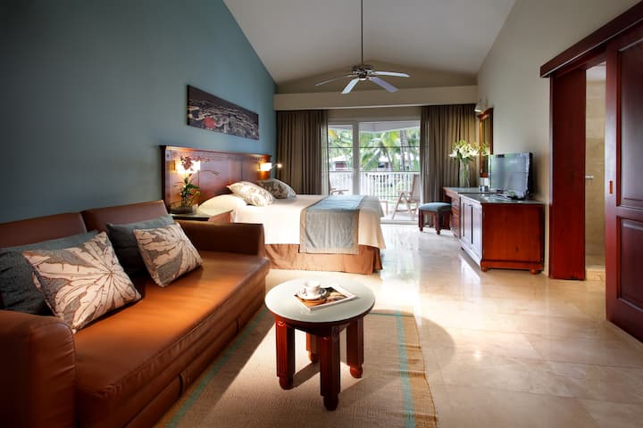 Grand Palladium Select Bavaro, All Inclusive Resort & Spa suite living room in Punta Cana, Other than US/Canada