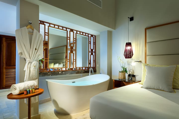 Guest room at the Grand Palladium Select Bavaro, All Inclusive Resort & Spa in Punta Cana, Other than US/Canada