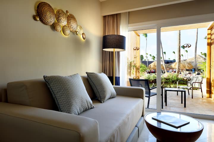 Guest room at the Grand Palladium Select Bavaro, All Inclusive Resort & Spa in Punta Cana, Other than US/Canada