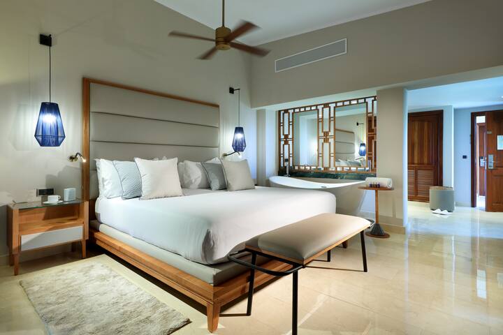 Guest room at the Grand Palladium Select Bavaro, All Inclusive Resort & Spa in Punta Cana, Other than US/Canada