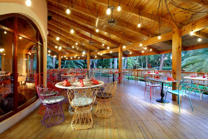 Grand Palladium Select Bavaro, All Inclusive Resort & Spa restaurant in Punta Cana, Other than US/Canada