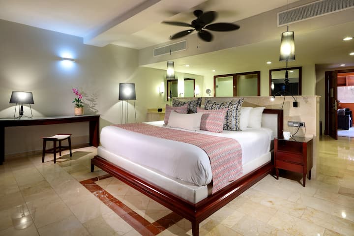 TRS Turquesa Punta Cana, Adults Only - All Inclusive Resort suite in Punta Cana, Other than US/Canada
