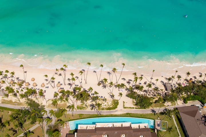 Exterior of Grand Palladium Punta Cana, All Inclusive Resort & Spa hotel in Punta Cana, Other than US/Canada