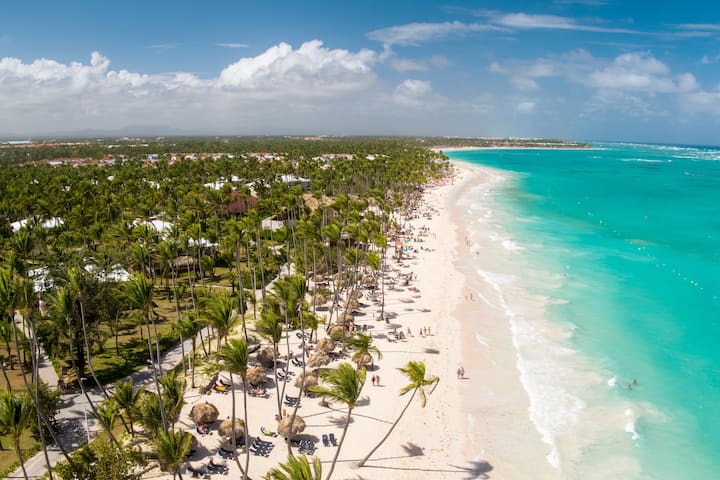 Exterior of Grand Palladium Punta Cana, All Inclusive Resort & Spa hotel in Punta Cana, Other than US/Canada