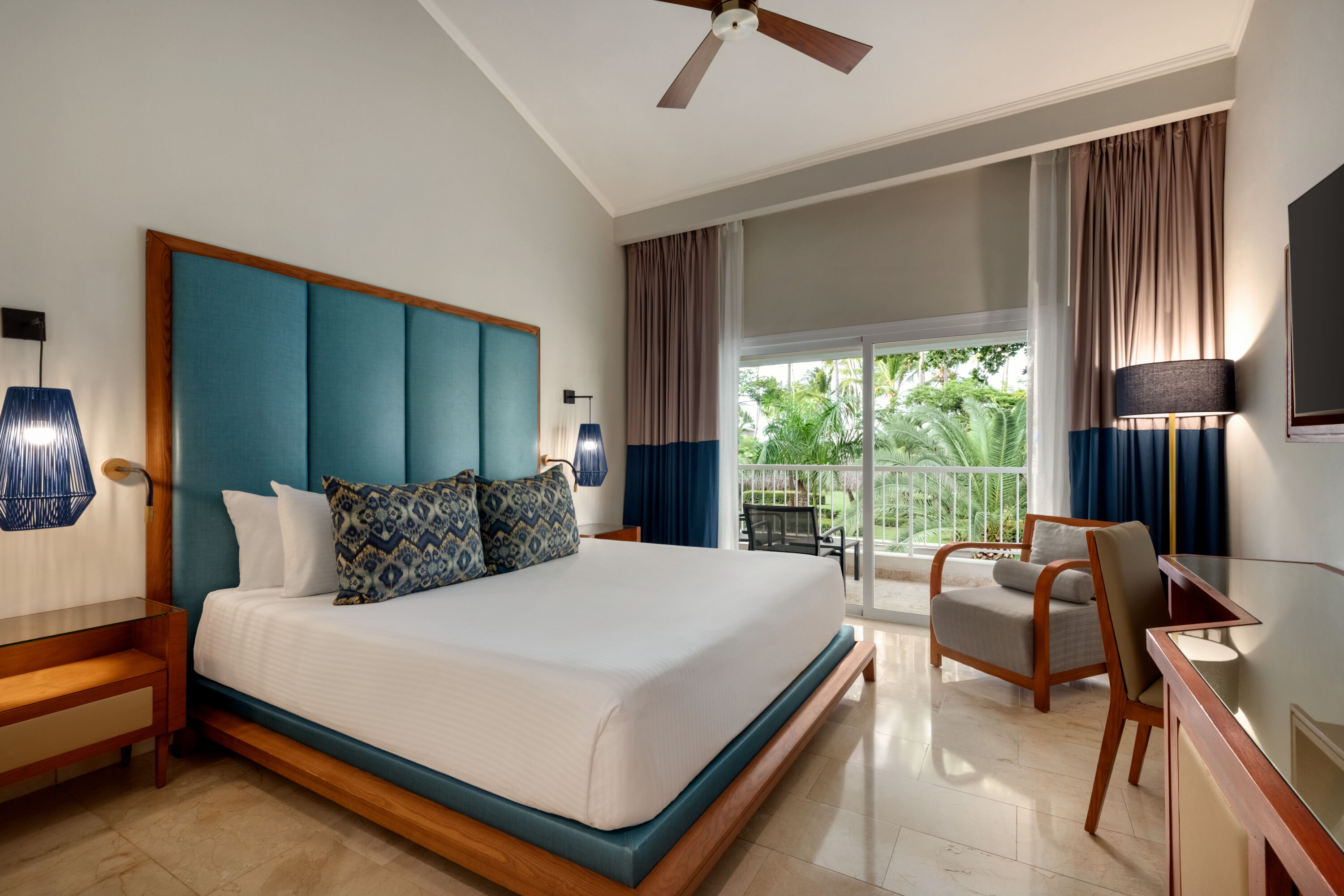 Guest room at the Grand Palladium Punta Cana, All Inclusive Resort & Spa in Punta Cana, Other than US/Canada
