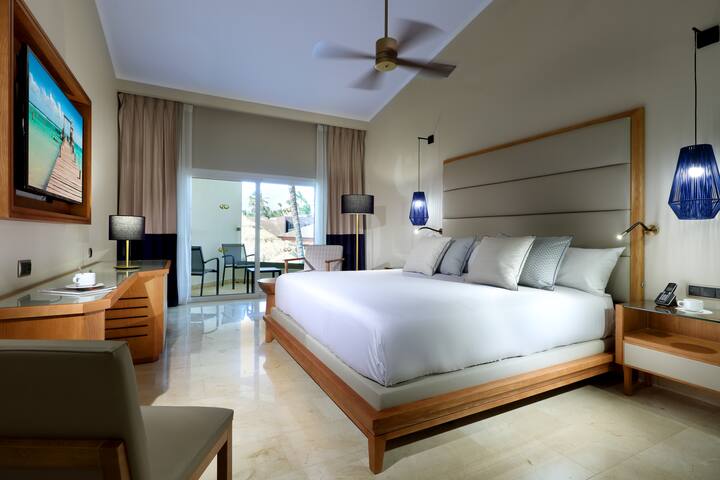 Guest room at the Grand Palladium Punta Cana, All Inclusive Resort & Spa in Punta Cana, Other than US/Canada