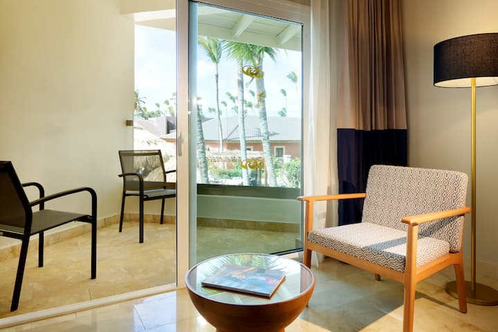 Guest room at the Grand Palladium Punta Cana, All Inclusive Resort & Spa in Punta Cana, Other than US/Canada