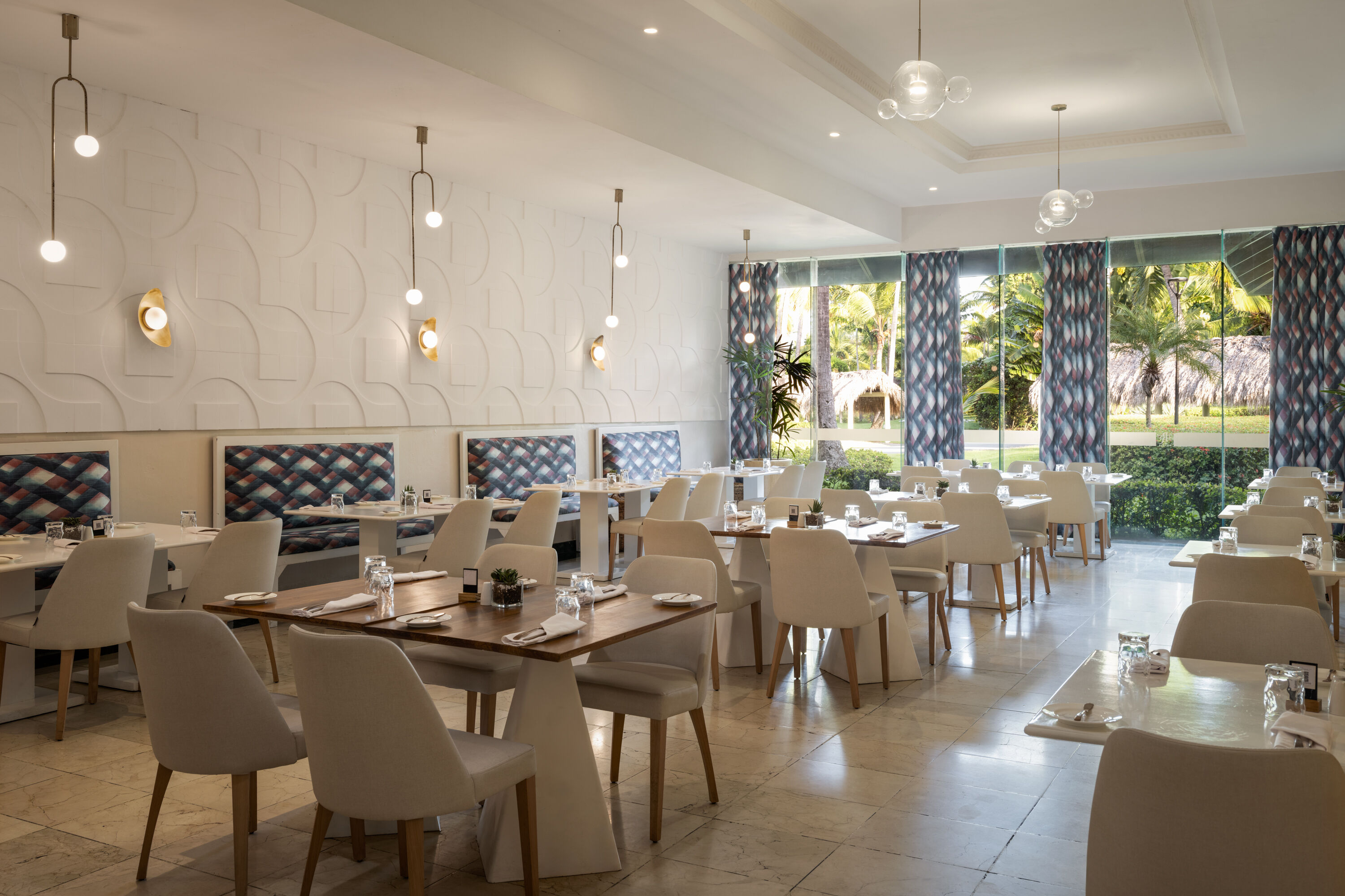 Grand Palladium Punta Cana, All Inclusive Resort & Spa restaurant in Punta Cana, Other than US/Canada