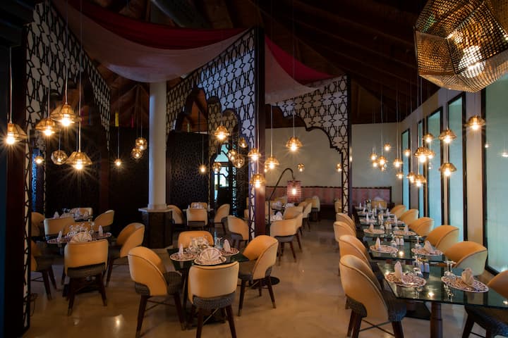 Grand Palladium Punta Cana, All Inclusive Resort & Spa restaurant in Punta Cana, Other than US/Canada
