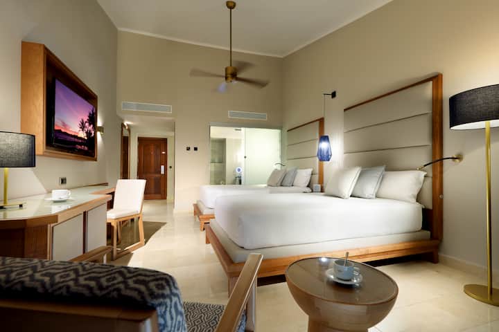 Grand Palladium Punta Cana, All Inclusive Resort & Spa suite in Punta Cana, Other than US/Canada