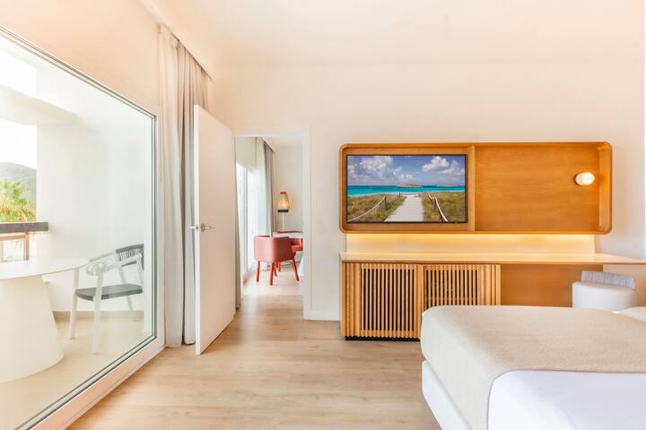 Grand Palladium Select Palace Ibiza suite in Sant Jordi De Ses Salines, Other than US/Canada