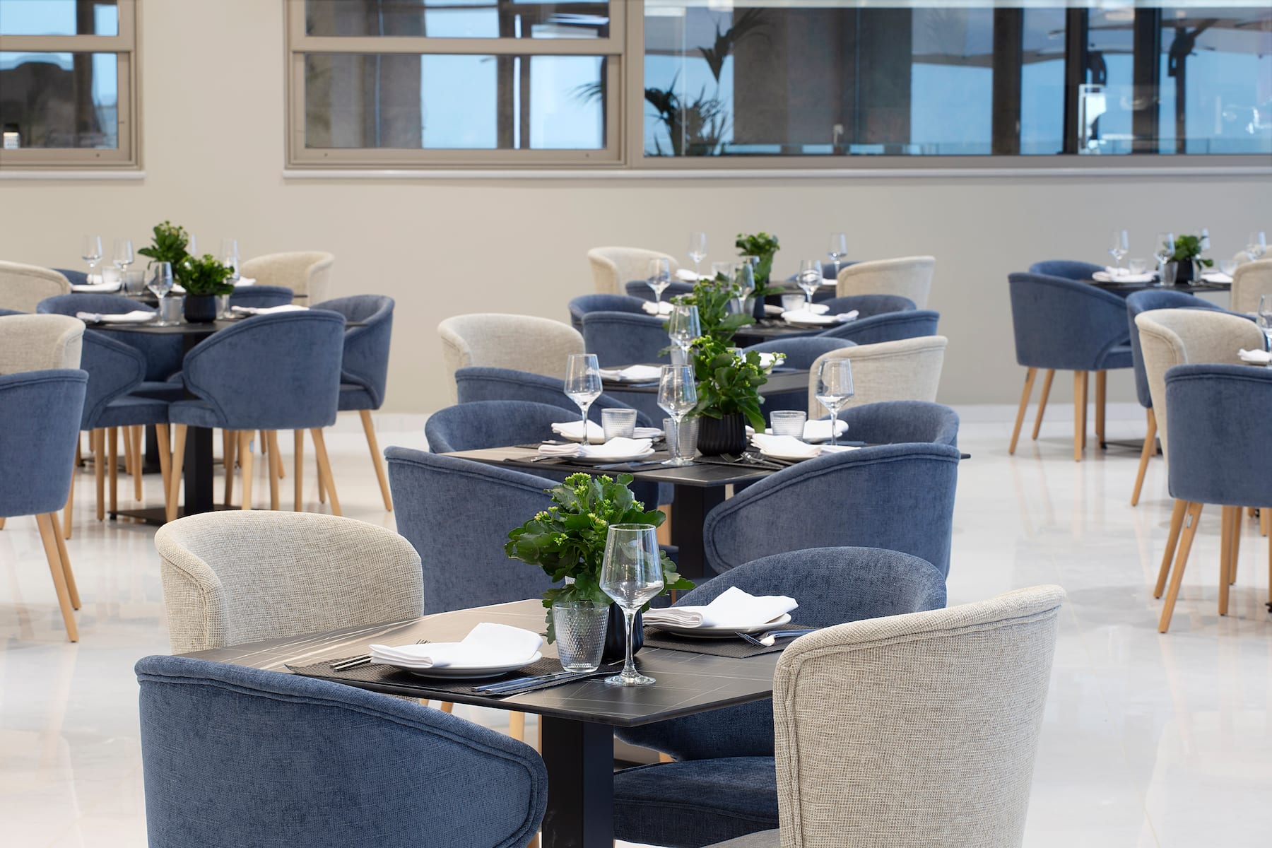 Ajul Luxury Hotel & Spa Resort, A Registry Collection Hotel restaurant in Agia Paraskevi Chalikidi, Other than US/Canada