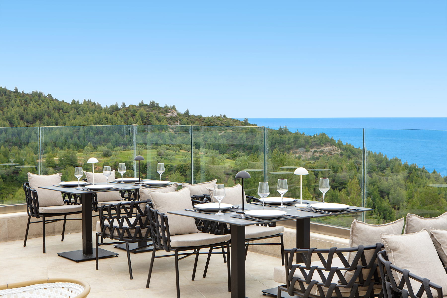 Ajul Luxury Hotel & Spa Resort, A Registry Collection Hotel restaurant in Agia Paraskevi Chalikidi, Other than US/Canada