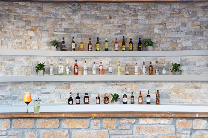 Bar at Ajul Luxury Hotel & Spa Resort, A Registry Collection Hotel in Agia Paraskevi Chalikidi, Other than US/Canada