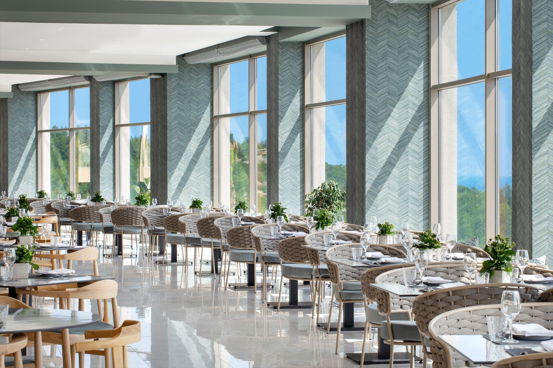 Ajul Luxury Hotel & Spa Resort, A Registry Collection Hotel restaurant in Agia Paraskevi Chalikidi, Other than US/Canada