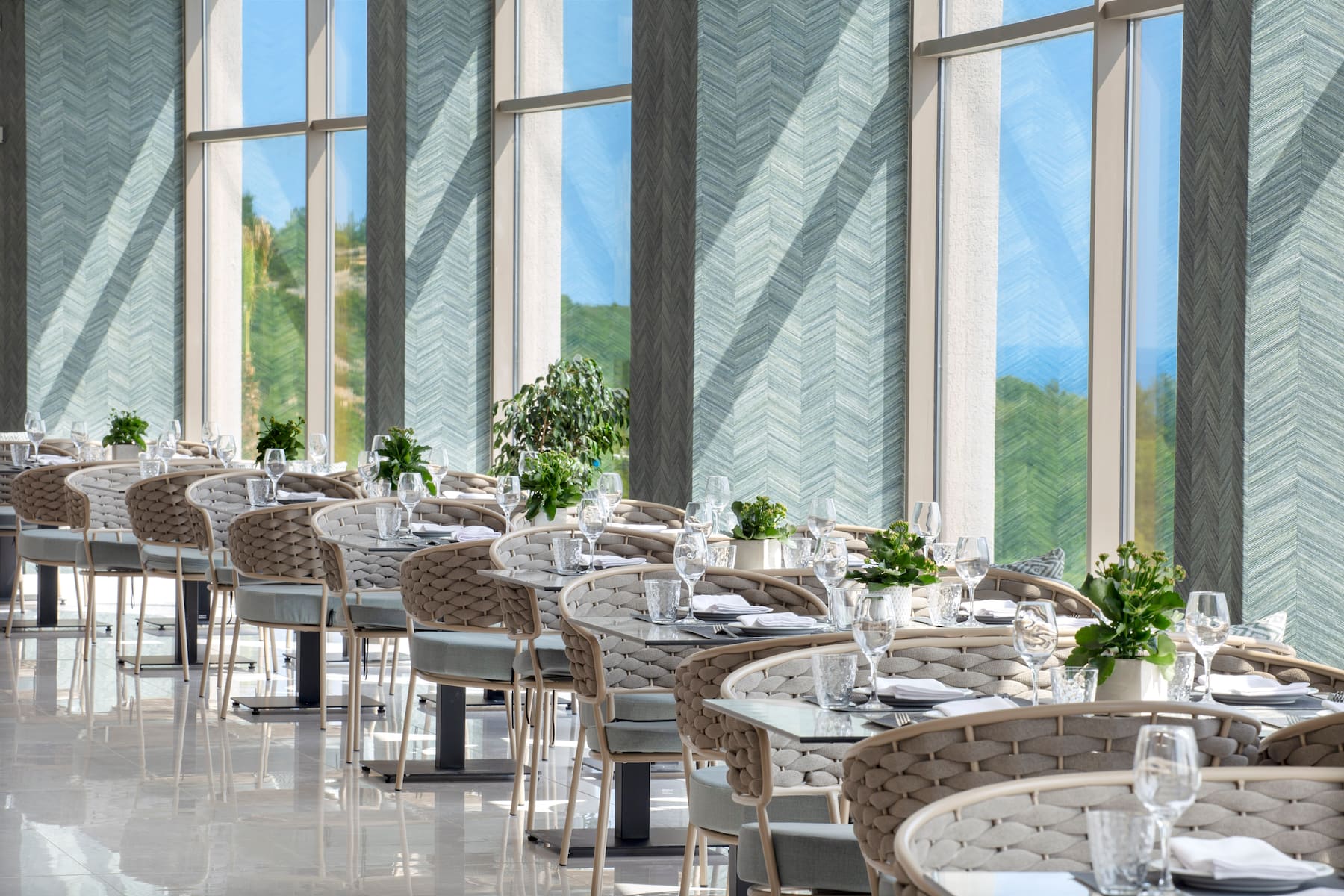 Ajul Luxury Hotel & Spa Resort, A Registry Collection Hotel restaurant in Agia Paraskevi Chalikidi, Other than US/Canada