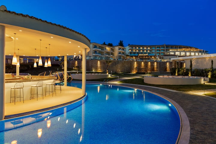 Pool bar at Ajul Luxury Hotel & Spa Resort, A Registry Collection Hotel in Agia Paraskevi Chalikidi, Other than US/Canada