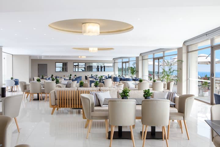 Bar at Ajul Luxury Hotel & Spa Resort, A Registry Collection Hotel in Agia Paraskevi Chalikidi, Other than US/Canada