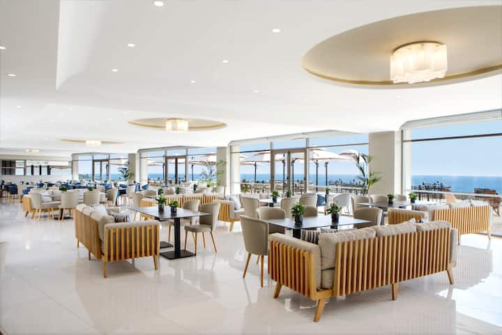 Bar at Ajul Luxury Hotel & Spa Resort, A Registry Collection Hotel in Agia Paraskevi Chalikidi, Other than US/Canada