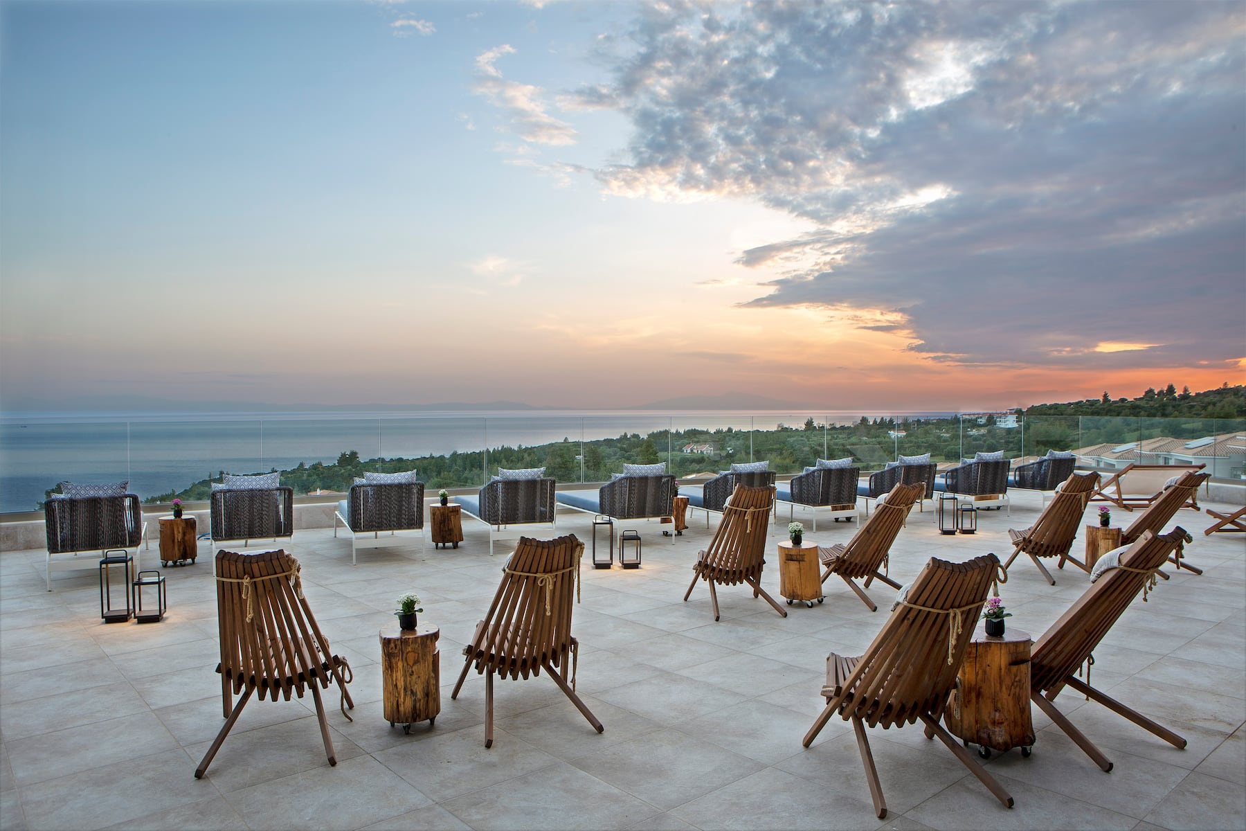 Bar at Ajul Luxury Hotel & Spa Resort, A Registry Collection Hotel in Agia Paraskevi Chalikidi, Other than US/Canada