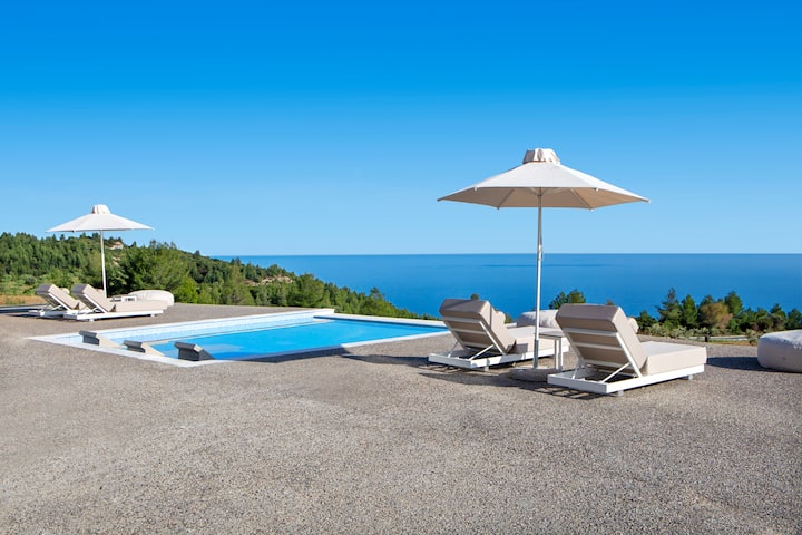 Ajul Luxury Hotel & Spa Resort, A Registry Collection Hotel spa in Agia Paraskevi Chalikidi, Other than US/Canada