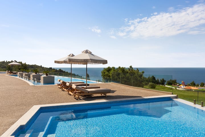 Health club at Ajul Luxury Hotel & Spa Resort, A Registry Collection Hotel in Agia Paraskevi Chalikidi, Other than US/Canada