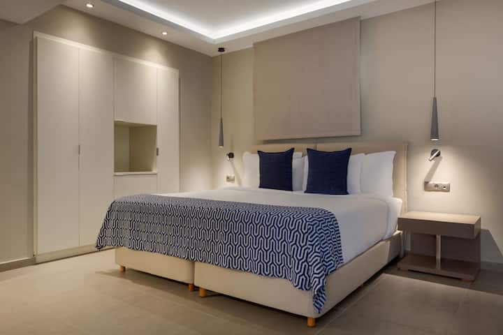 Ajul Luxury Hotel & Spa Resort, A Registry Collection Hotel suite in Agia Paraskevi Chalikidi, Other than US/Canada