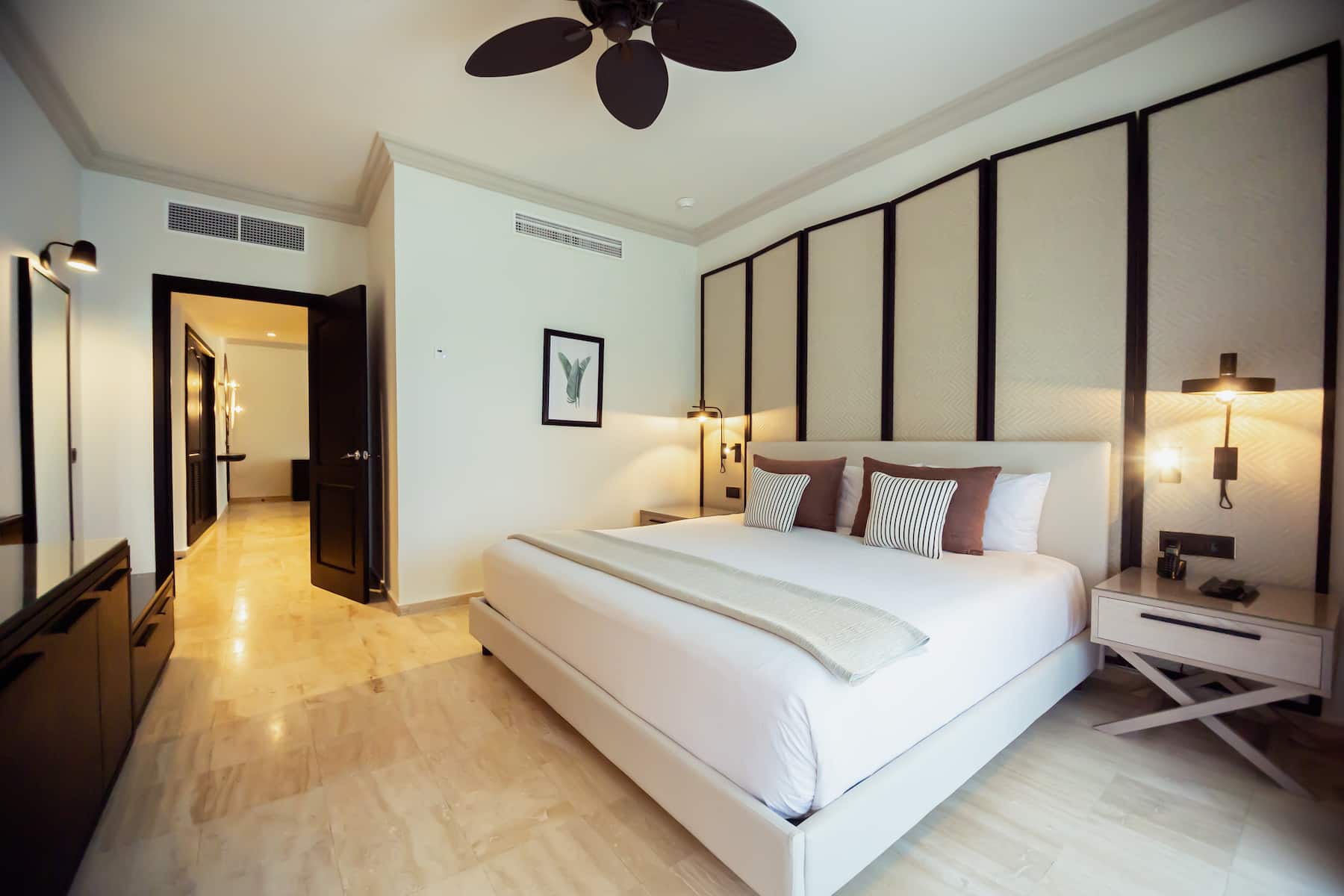 Grand Palladium Jamaica, All Inclusive Resort & Spa suite in Montego Bay, Other than US/Canada