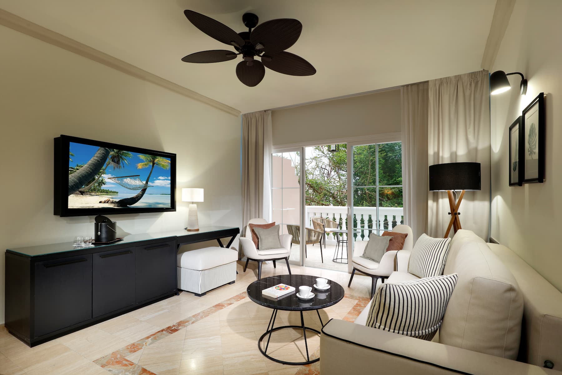 Grand Palladium Jamaica, All Inclusive Resort & Spa suite in Montego Bay, Other than US/Canada
