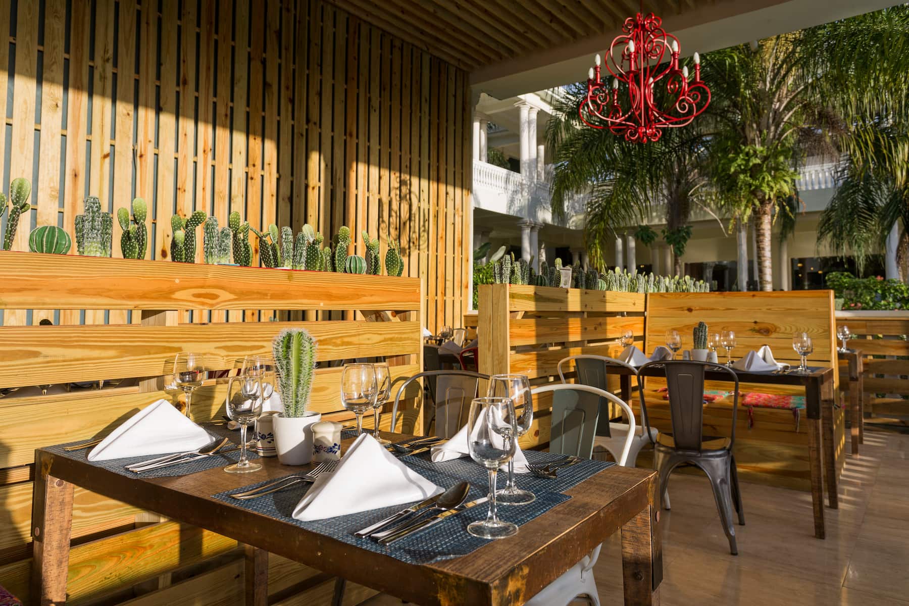 Grand Palladium Jamaica, All Inclusive Resort & Spa restaurant in Montego Bay, Other than US/Canada