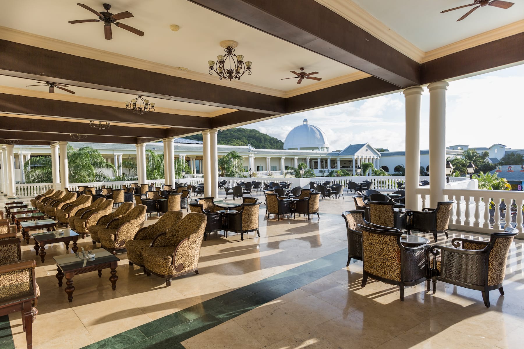 Bar at Grand Palladium Jamaica, All Inclusive Resort & Spa in Montego Bay, Other than US/Canada