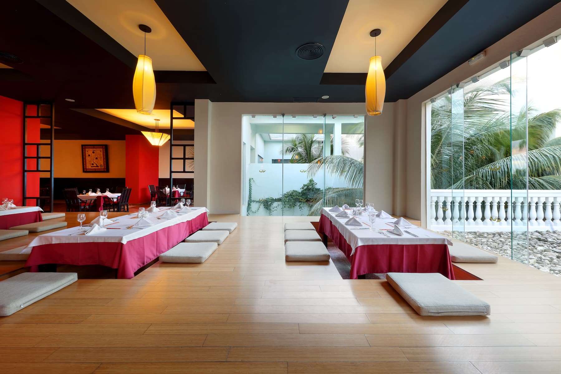 Grand Palladium Jamaica, All Inclusive Resort & Spa restaurant in Montego Bay, Other than US/Canada
