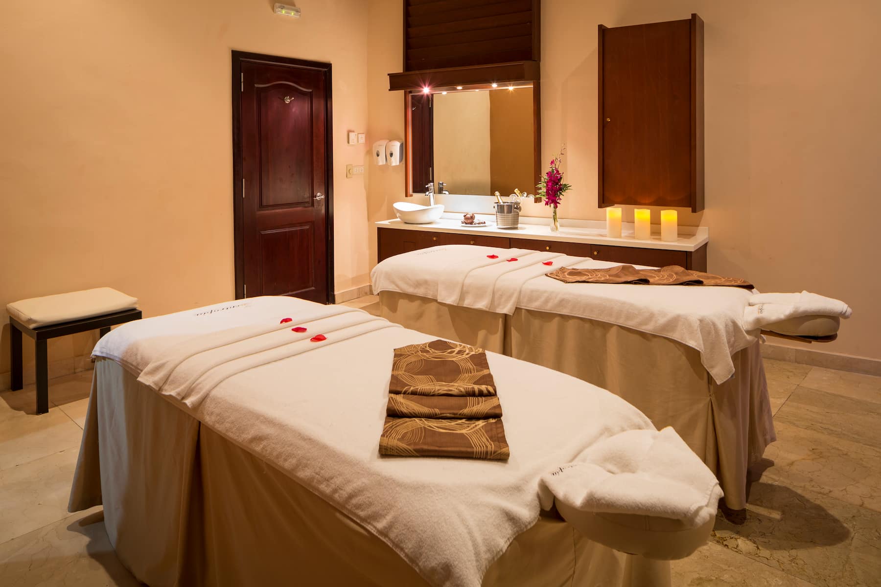 Grand Palladium Jamaica, All Inclusive Resort & Spa spa in Montego Bay, Other than US/Canada