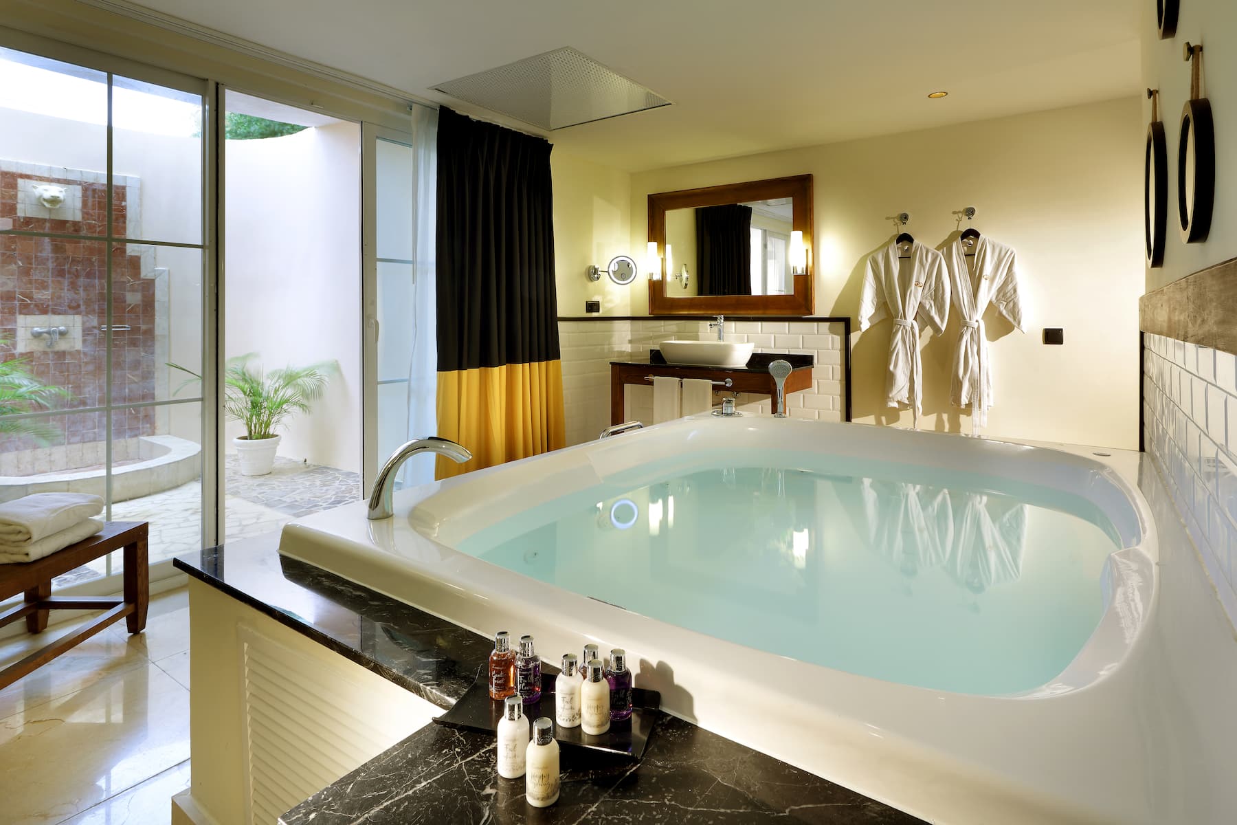 Grand Palladium Lady Hamilton, All Inclusive Resort & Spa suite in Montego Bay, Other than US/Canada