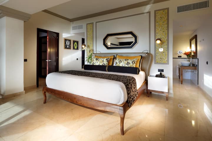 Grand Palladium Lady Hamilton, All Inclusive Resort & Spa suite in Montego Bay, Other than US/Canada