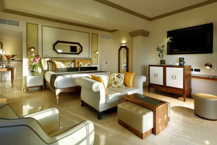 Grand Palladium Lady Hamilton, All Inclusive Resort & Spa suite in Montego Bay, Other than US/Canada