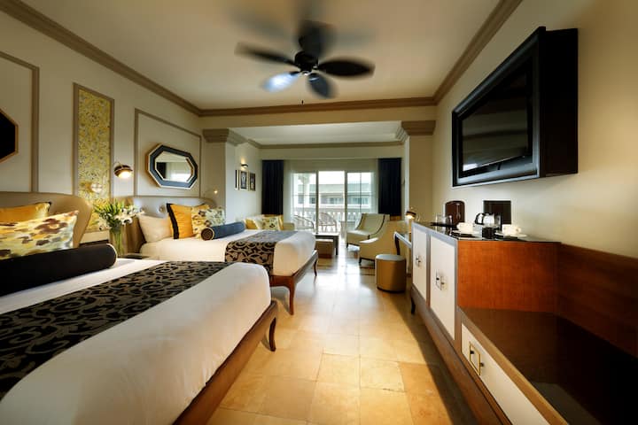 Grand Palladium Lady Hamilton, All Inclusive Resort & Spa suite in Montego Bay, Other than US/Canada