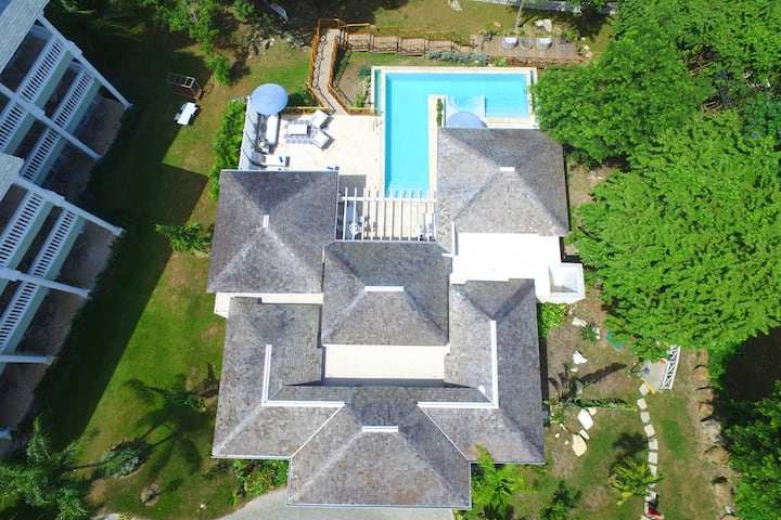 Grand Palladium Lady Hamilton, All Inclusive Resort & Spa suite in Montego Bay, Other than US/Canada