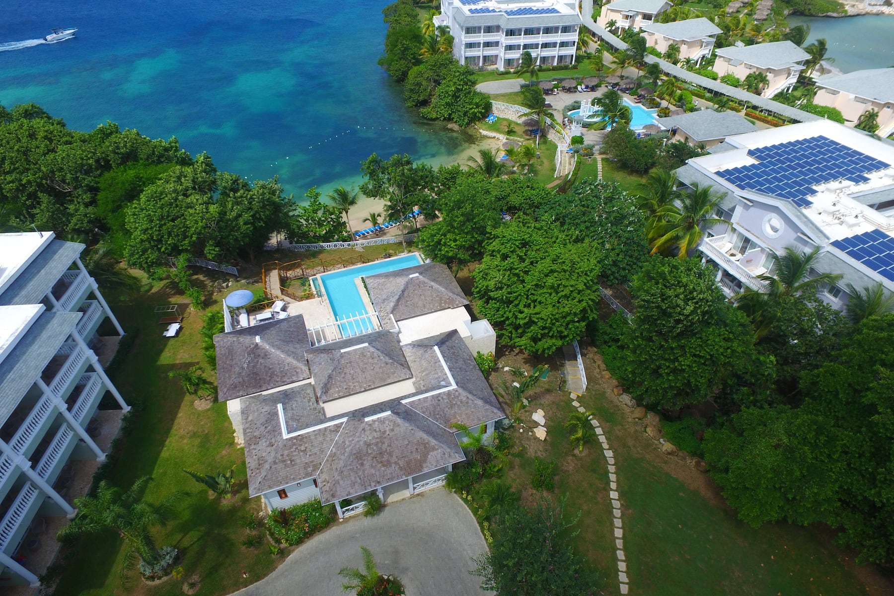 Grand Palladium Lady Hamilton, All Inclusive Resort & Spa suite in Montego Bay, Other than US/Canada