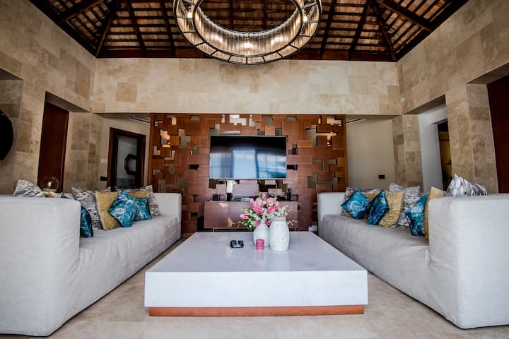 Grand Palladium Lady Hamilton, All Inclusive Resort & Spa suite in Montego Bay, Other than US/Canada