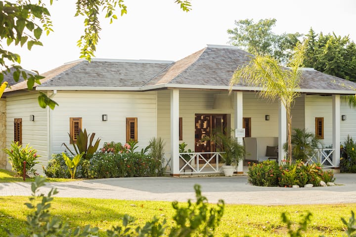 Grand Palladium Lady Hamilton, All Inclusive Resort & Spa suite in Montego Bay, Other than US/Canada