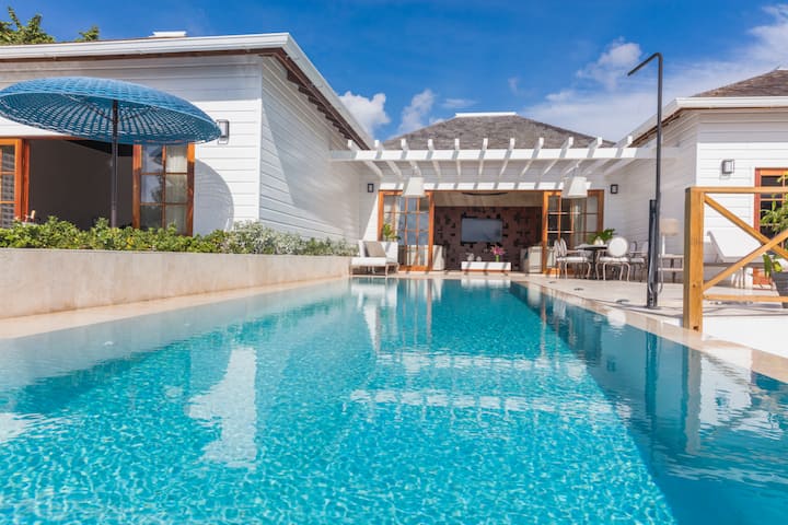 Grand Palladium Lady Hamilton, All Inclusive Resort & Spa suite in Montego Bay, Other than US/Canada